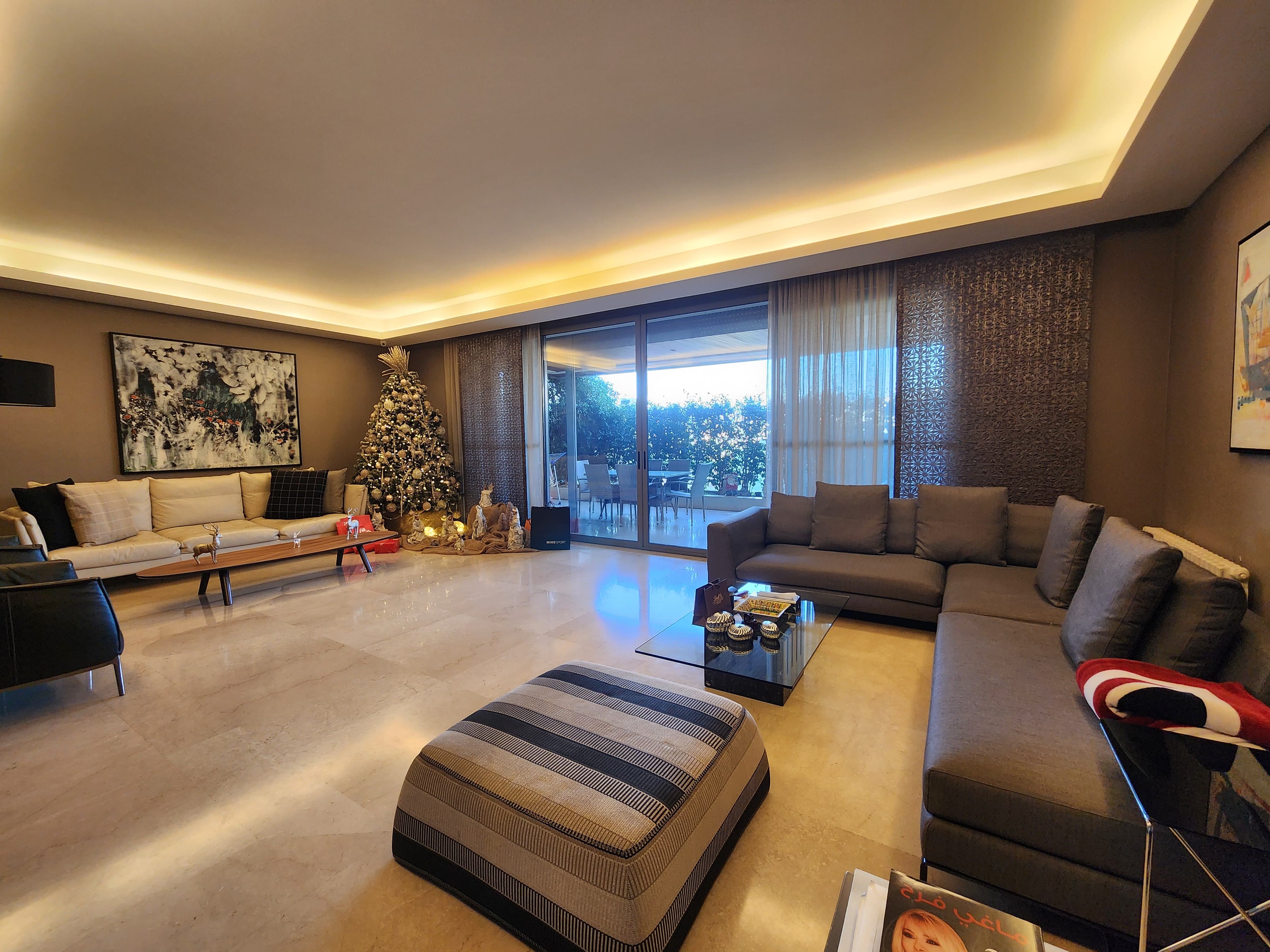 Grand 380 sqm Luxury Residence For Sale – Mar Takla | شقة فخمة بمساحة شاسعة ٣٨٠ م للبيع – مار تقلا، الحازمية