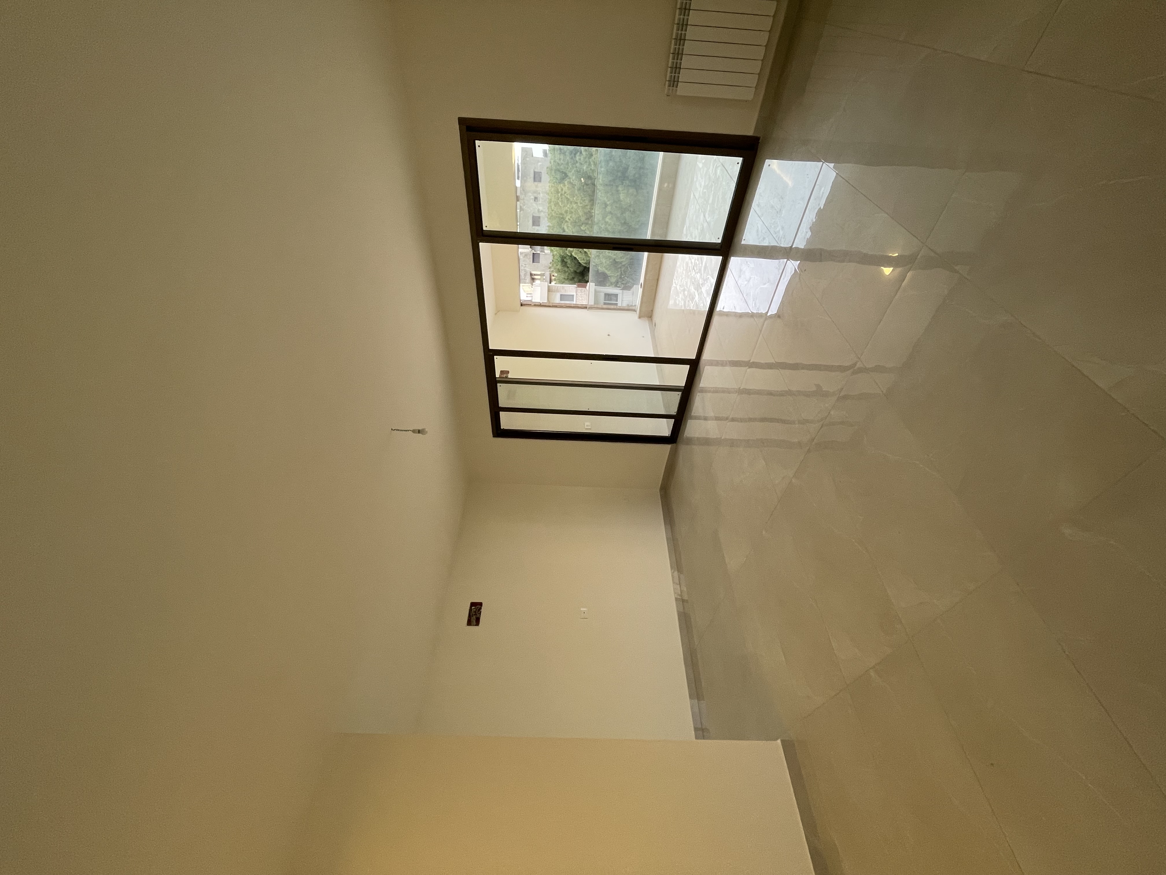Modern Duplex with Private Terrace & Partial Sea View – Naccache | دوبلكس مودرن جاهز للسكن مع تراس كاشف – النقاش