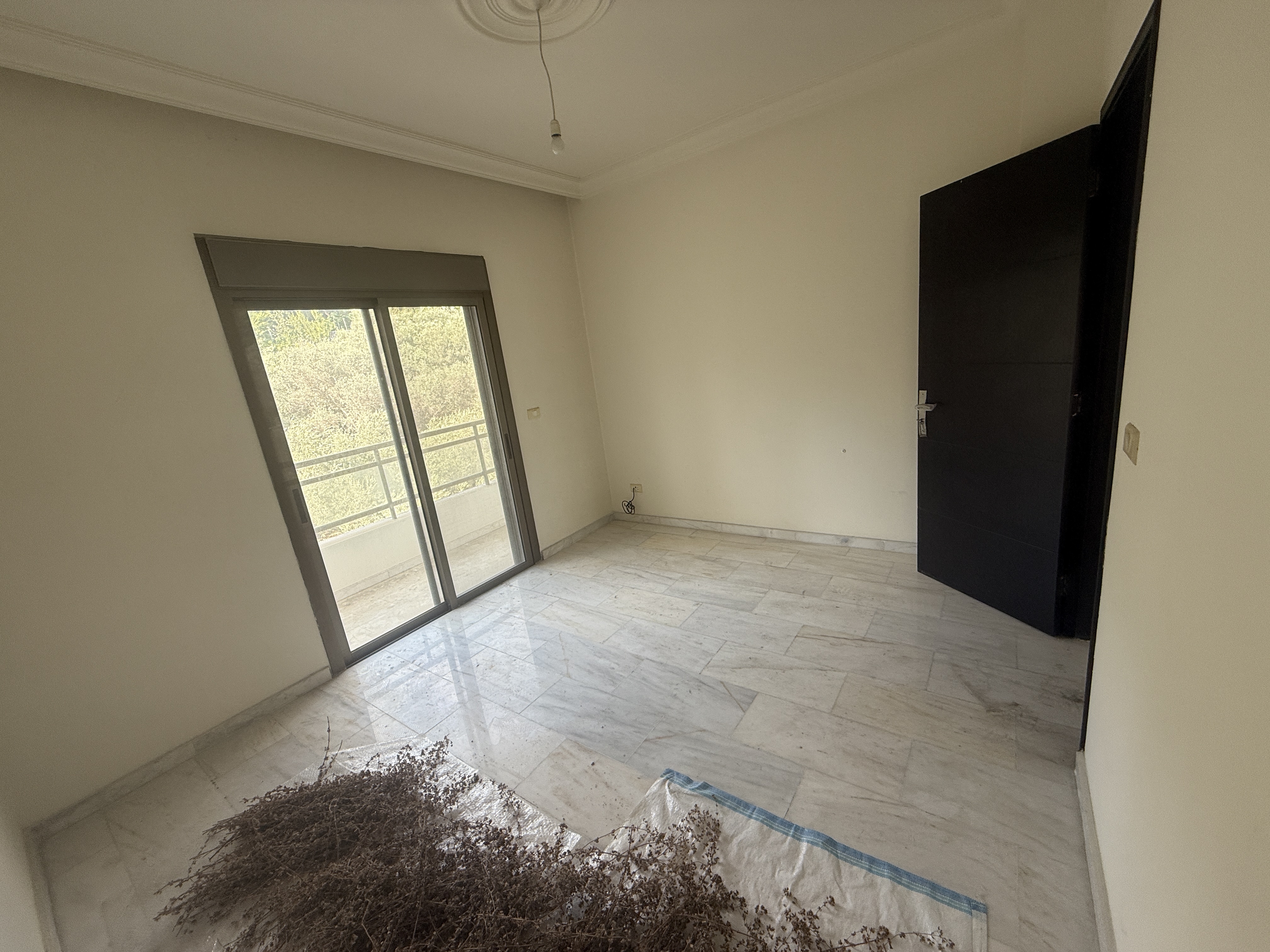 Modern City View Apartment in Gated Community – Jamhour | شقة لقطة للبيع مع إطلالة مدينة في مجمع مغلق – الجمهور