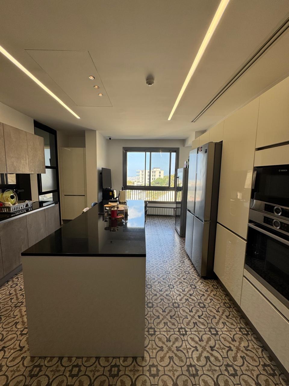 Luxury Living in Yarzeh: 3BR Apartment with 110 sqm Private Terrace & Pool – For Sale سكن فاخر في اليرزة: شقة ٣ غرف نوم مع تراس خاص ١١٠ م٢ ومسبح – للبيع