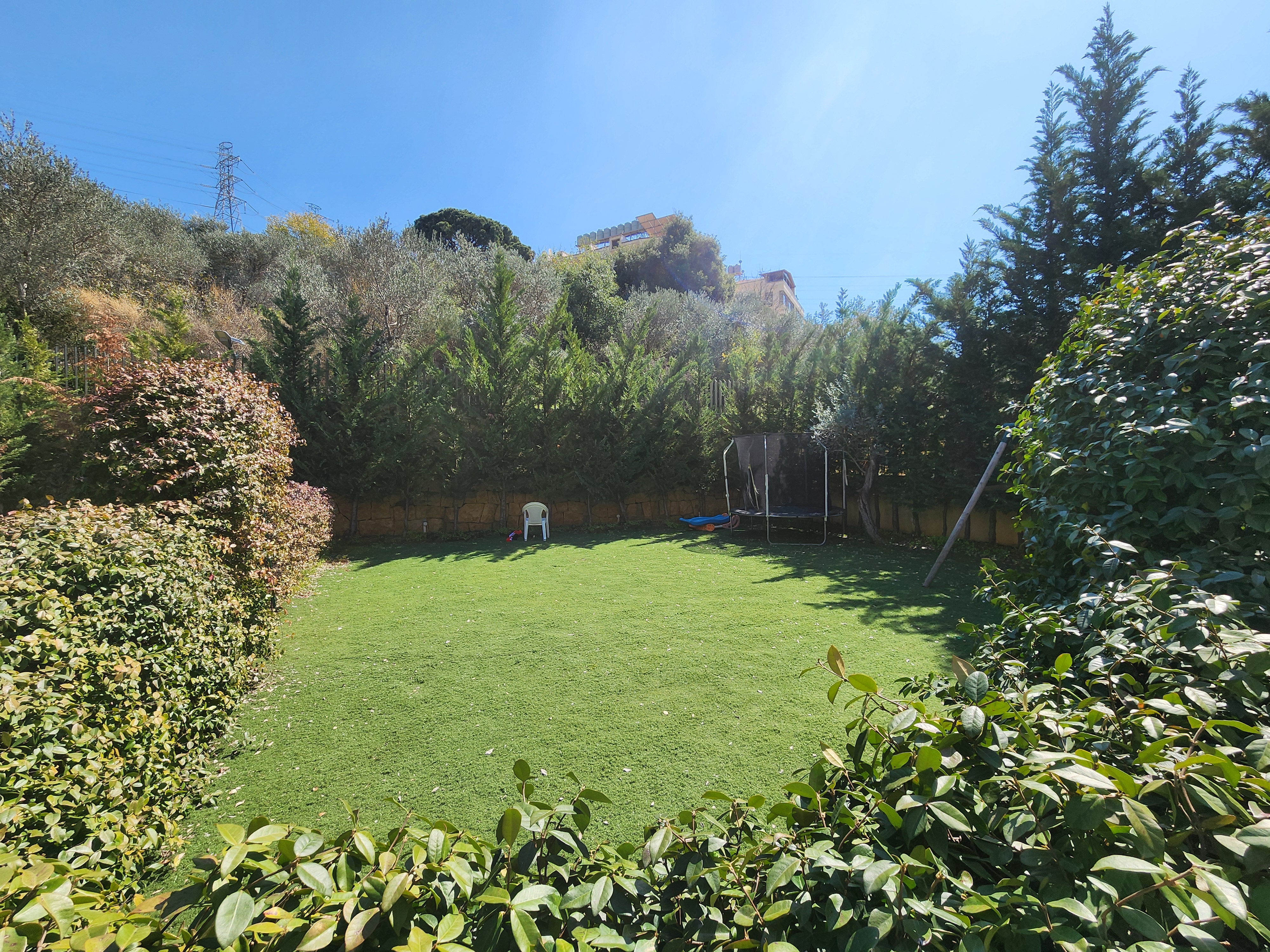  Apartment with 300 sqm Garden – Jamhour